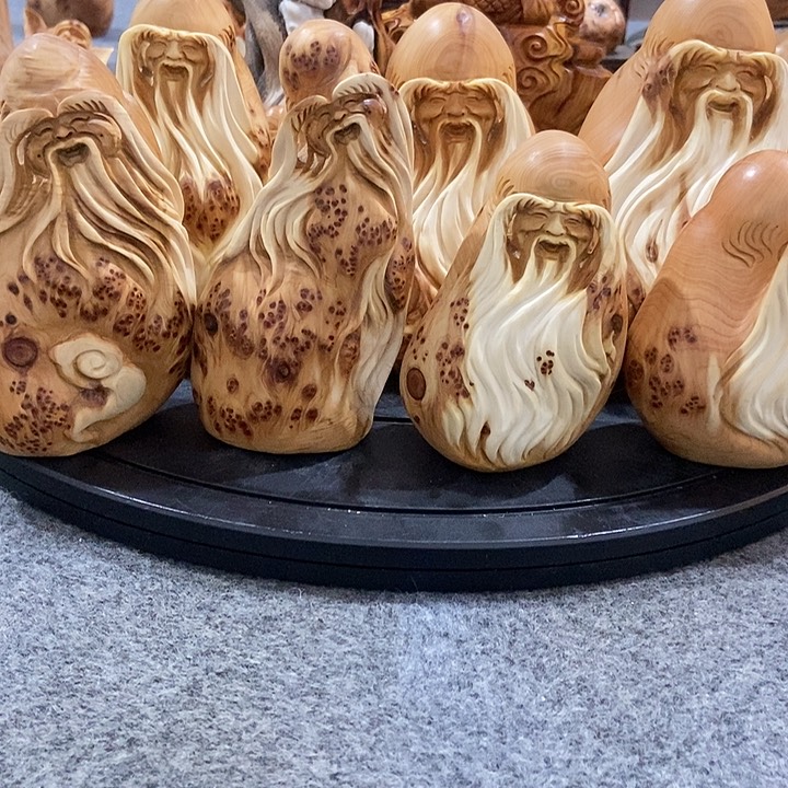 柏木（崖柏）香**庆留疤寿星