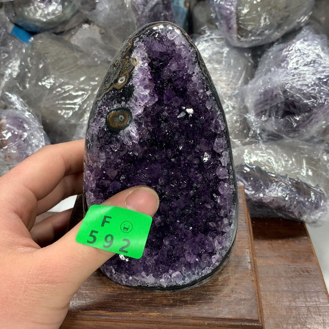 紫晶大型摆件（非配饰）未镶嵌