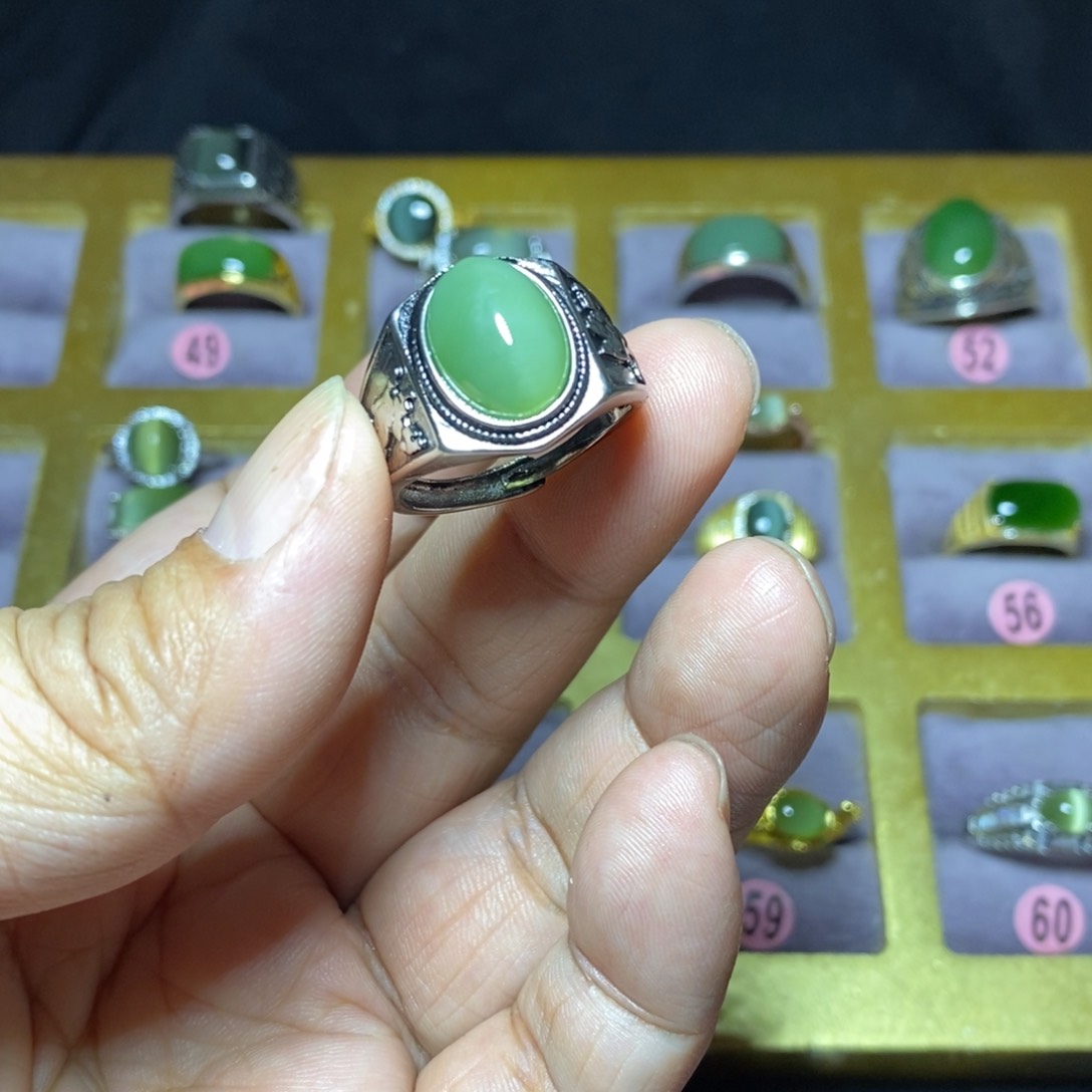 和田玉（碧玉）戒指未镶嵌