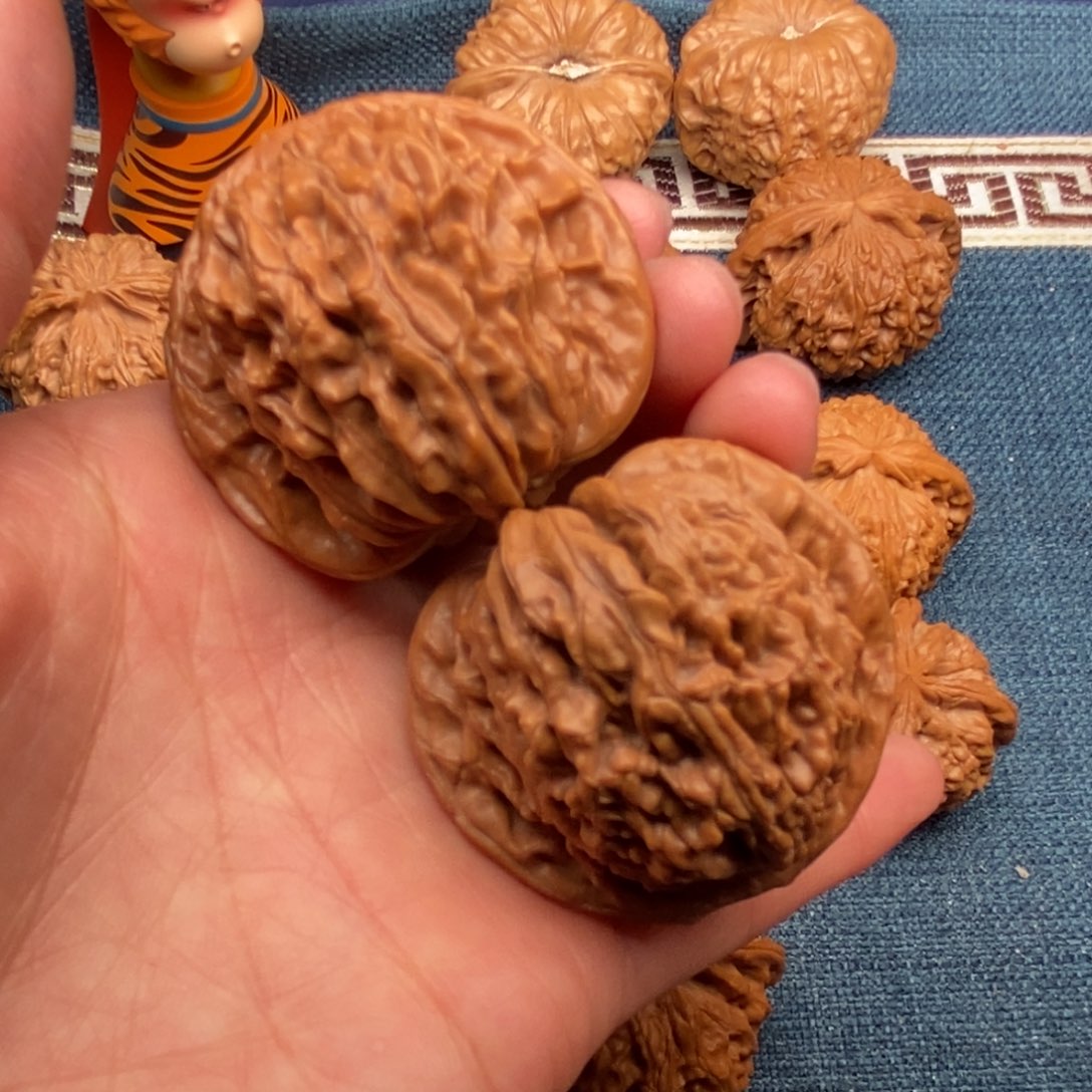 文玩核桃把件45平谷楼49.克