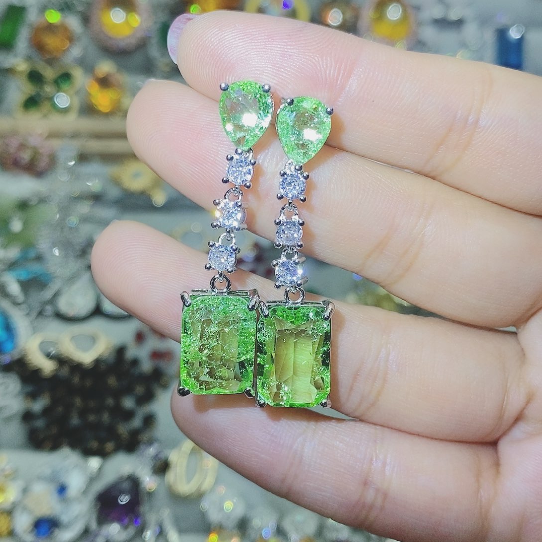 【闪购商品】托帕石耳饰银S925镶嵌