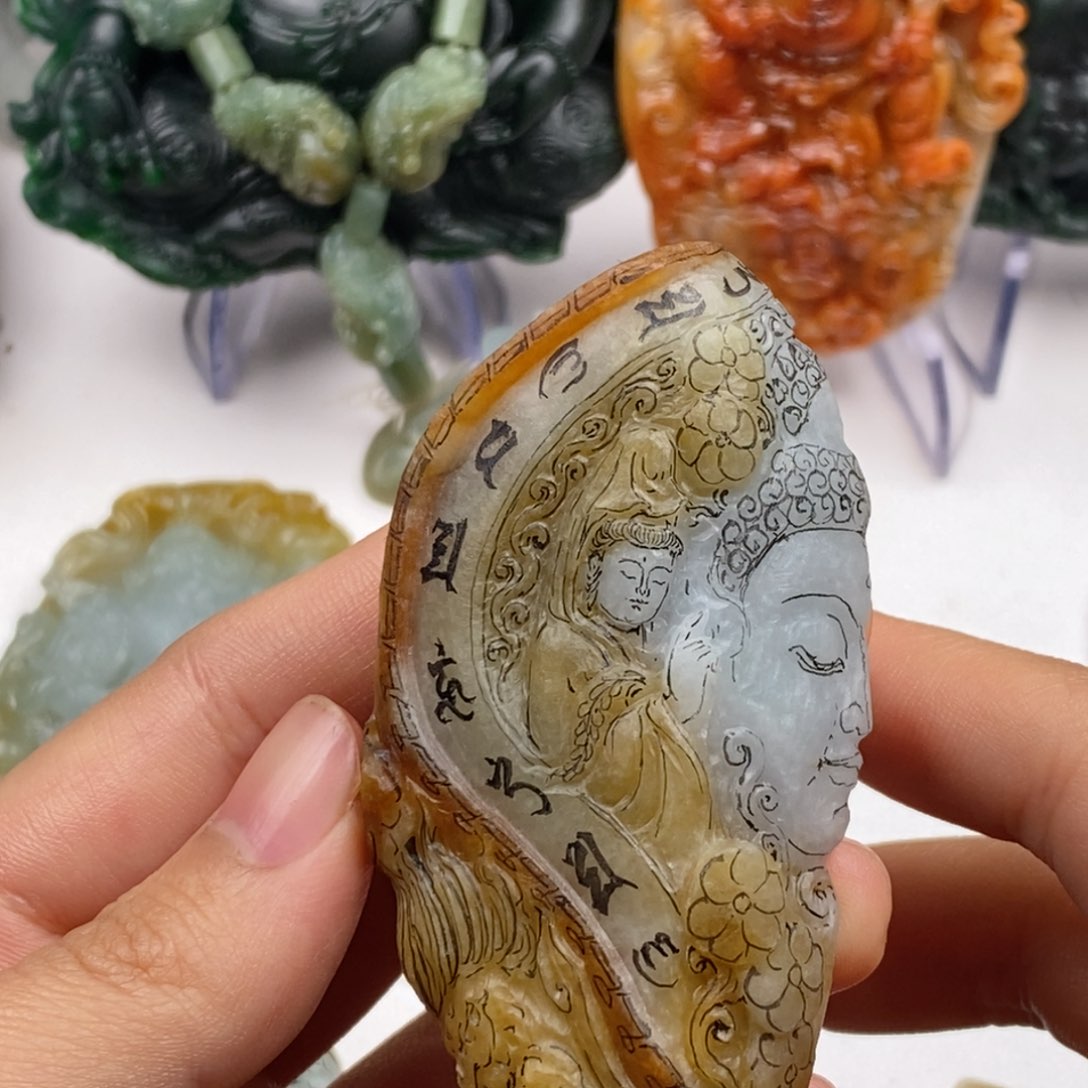 定制翡翠未镶嵌翡翠