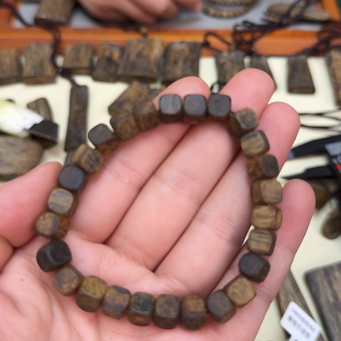沉香手串方糖手串单圈7mm6.8