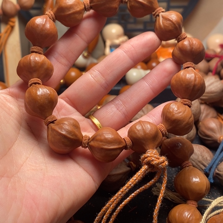 似***华手串/手链橄榄核1.8蜜桃十三颗