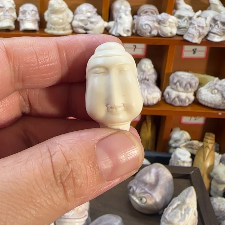 非金属配饰鹿角雕刻佛首