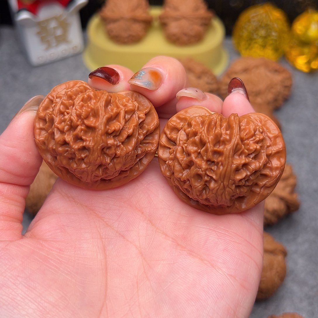 把件文玩核桃毕业精品精配桃心宫灯42尺寸