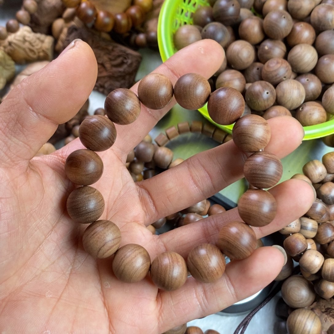 檀香木其他焦糖。。