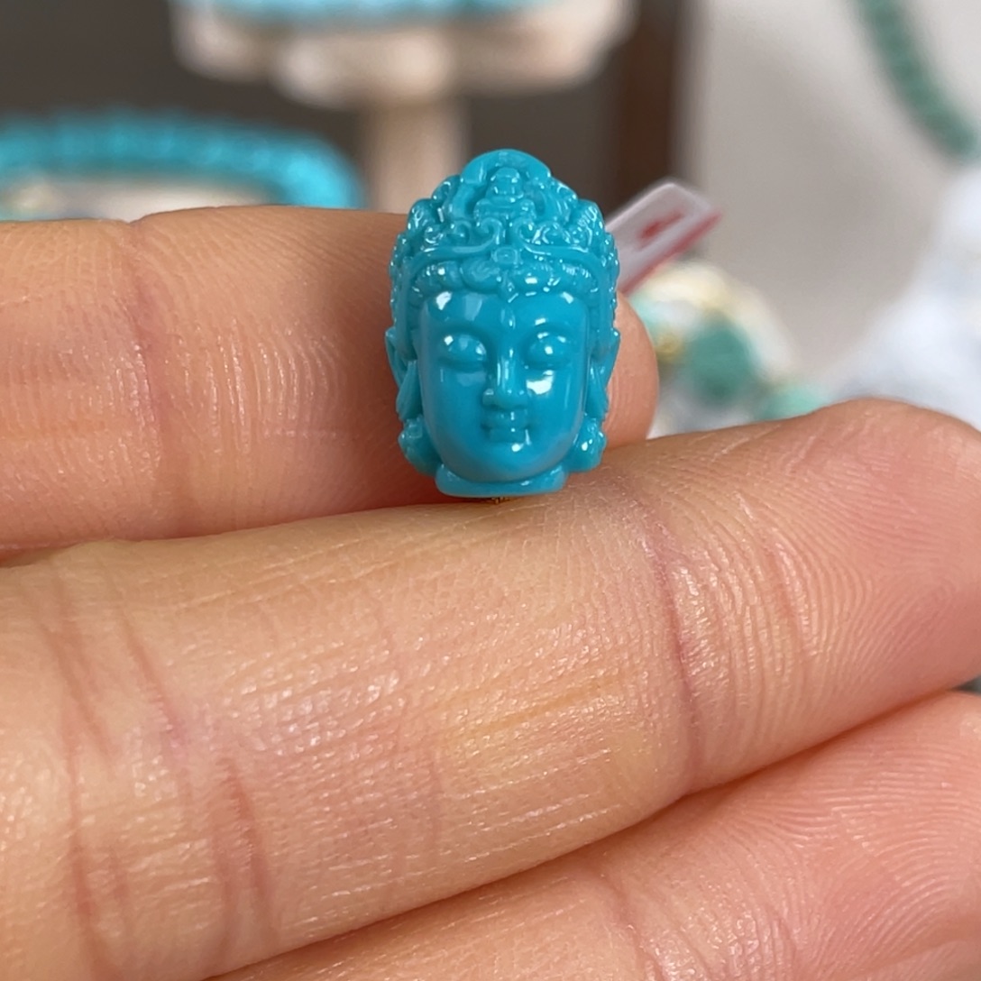 绿松石未镶嵌套链玉化蓝观音