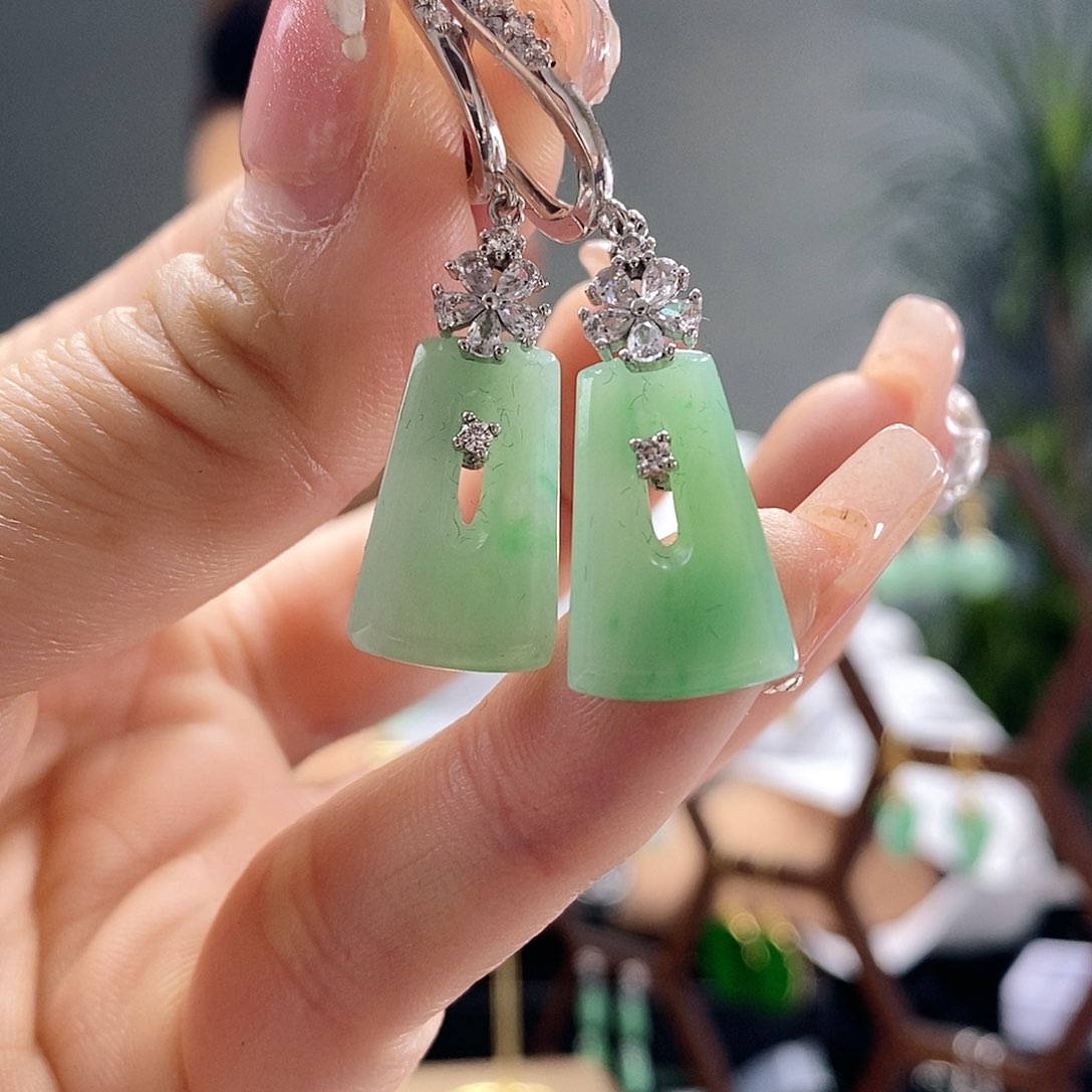 翡翠耳饰银S925镶嵌翡翠