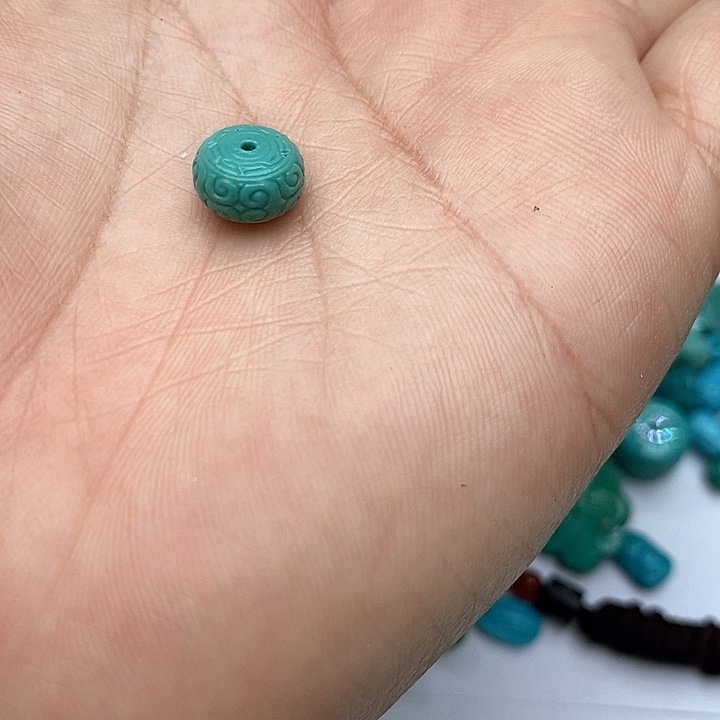 未镶嵌绿松石珠宝奇石