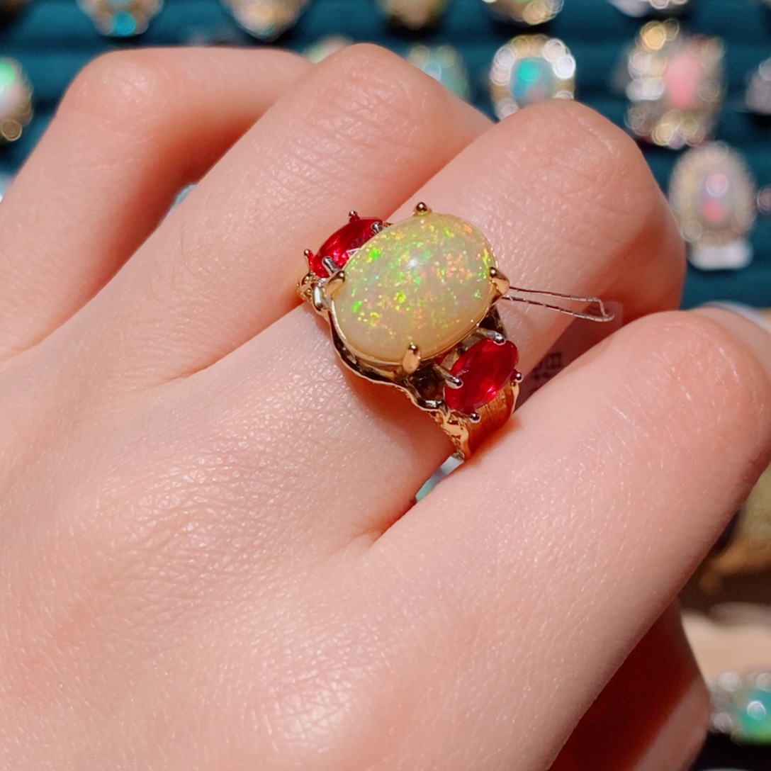 欧泊欧泊戒指银S925镶嵌