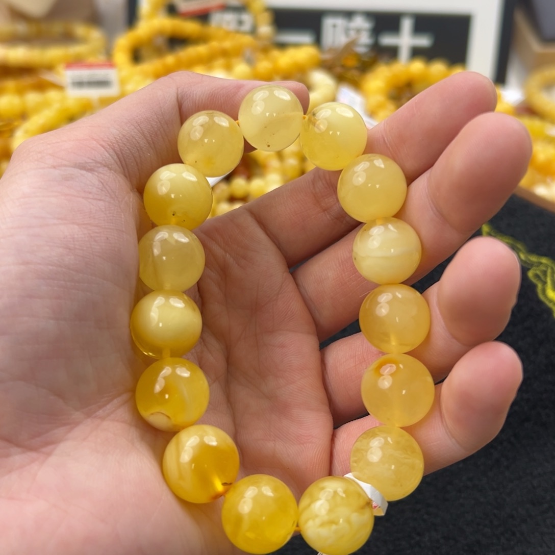 琥珀珠宝奇石未镶嵌