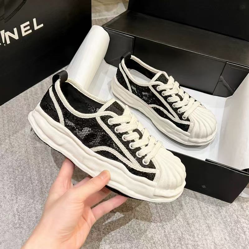 《咩咩》休闲时尚女鞋712号