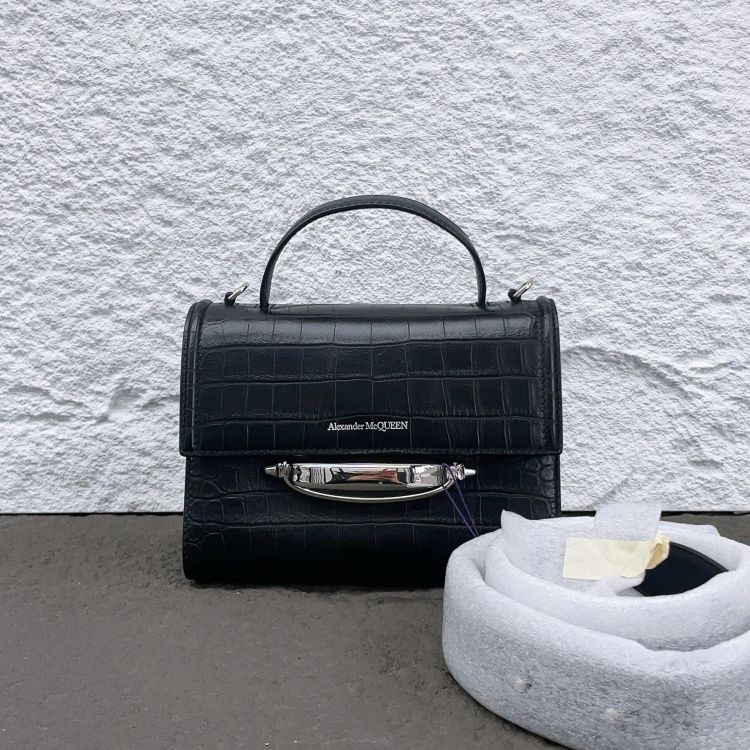 95新/亚历山大·麦昆/C18975694713/[PY1112B0012]