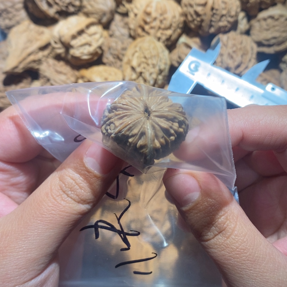 快***恼吊坠文玩核桃文玩