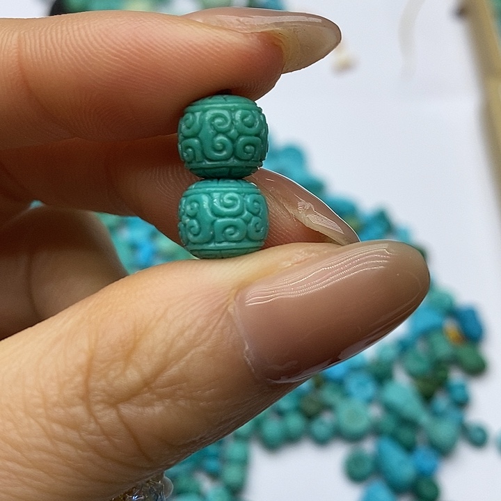 绿松石未镶嵌珠宝奇石