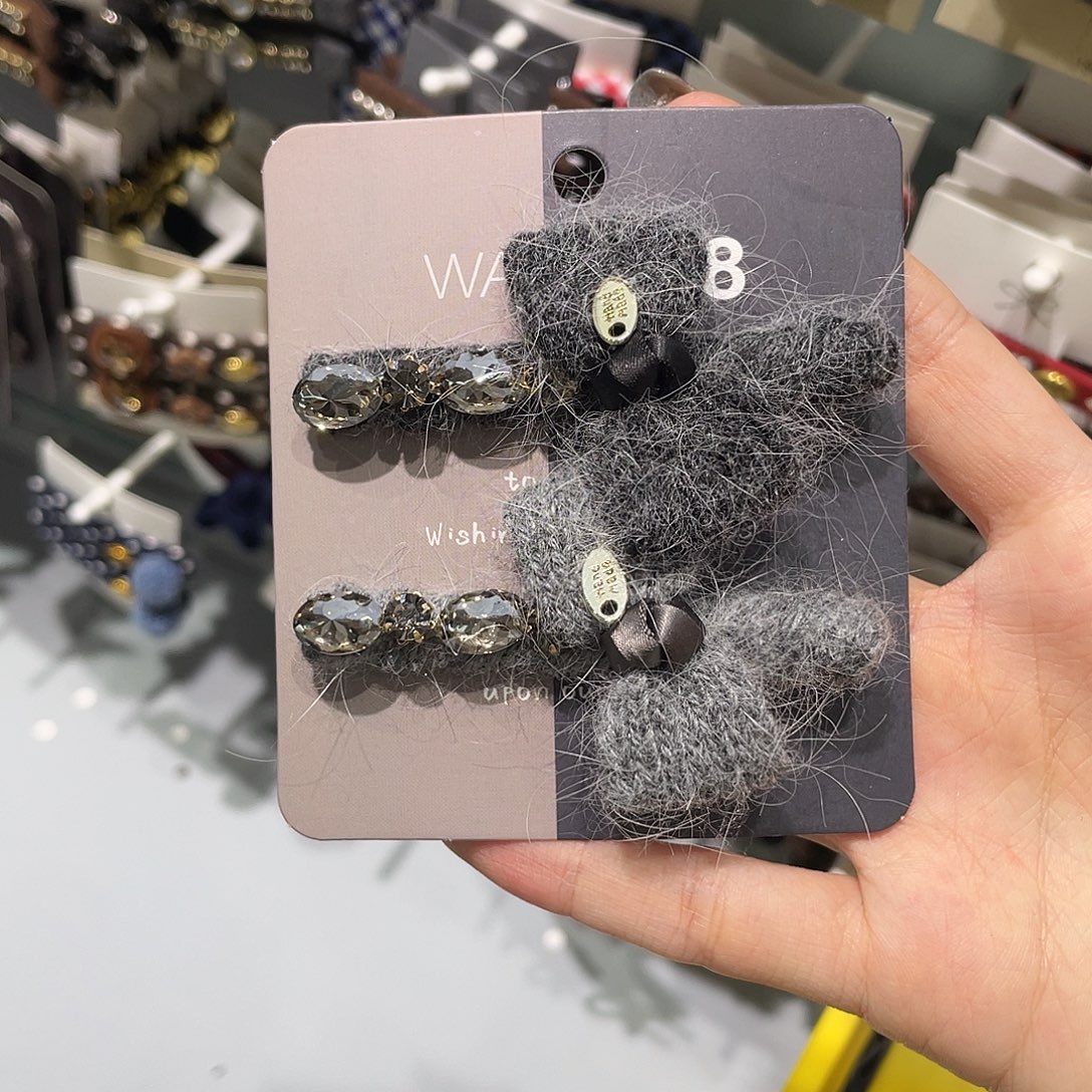 硅胶非金属灰色钻蝴蝶结鸭架