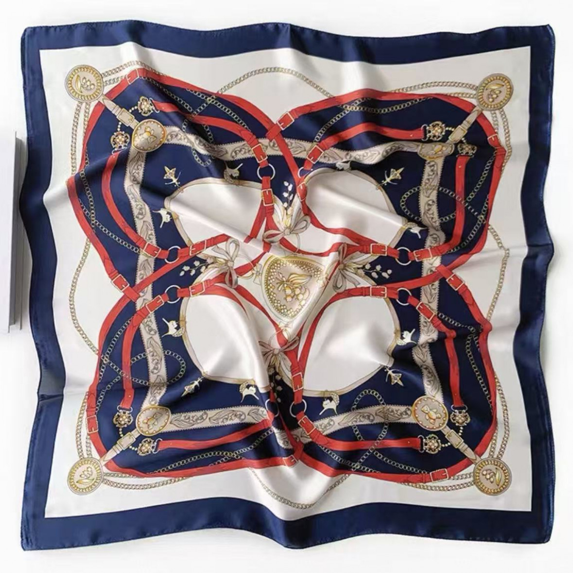 N383【法式链条】70*70高级感搭配衬衫领巾气质感围巾