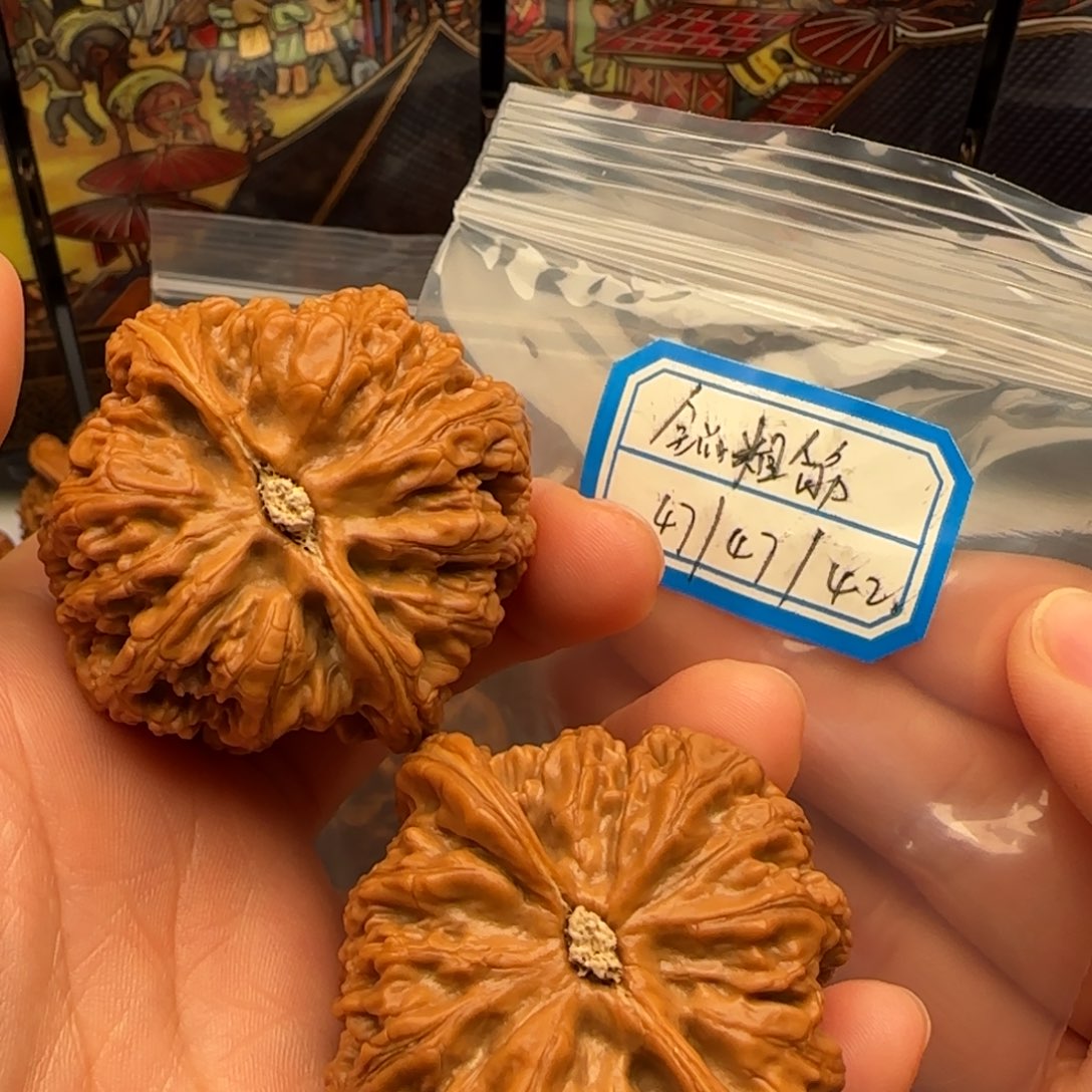 文玩核桃把件发发发