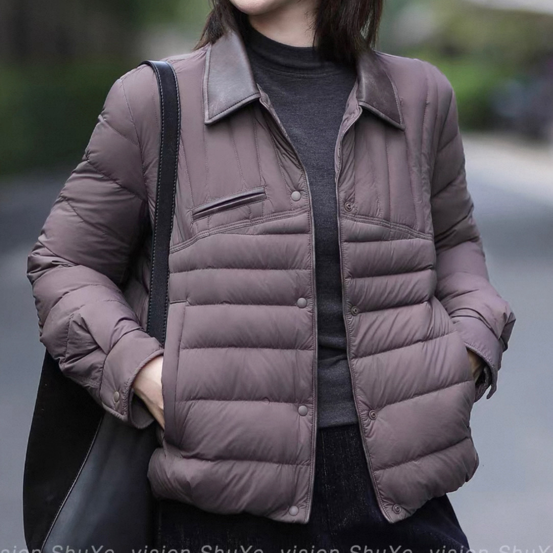 复古皮翻领  鸭绒服