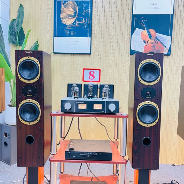 发烧7管300b胆机搭配天朗落地音箱