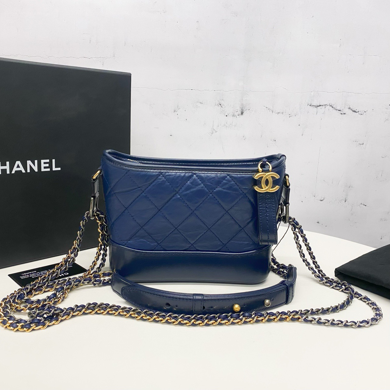 99新 Chanel/香奈儿 优雅单肩包流浪风格 27开