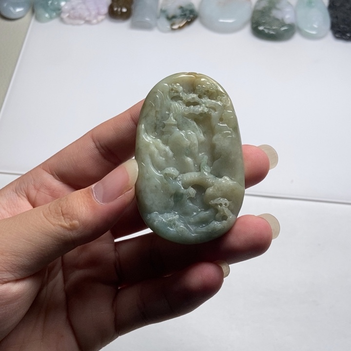 翡翠未镶嵌颈饰山水14