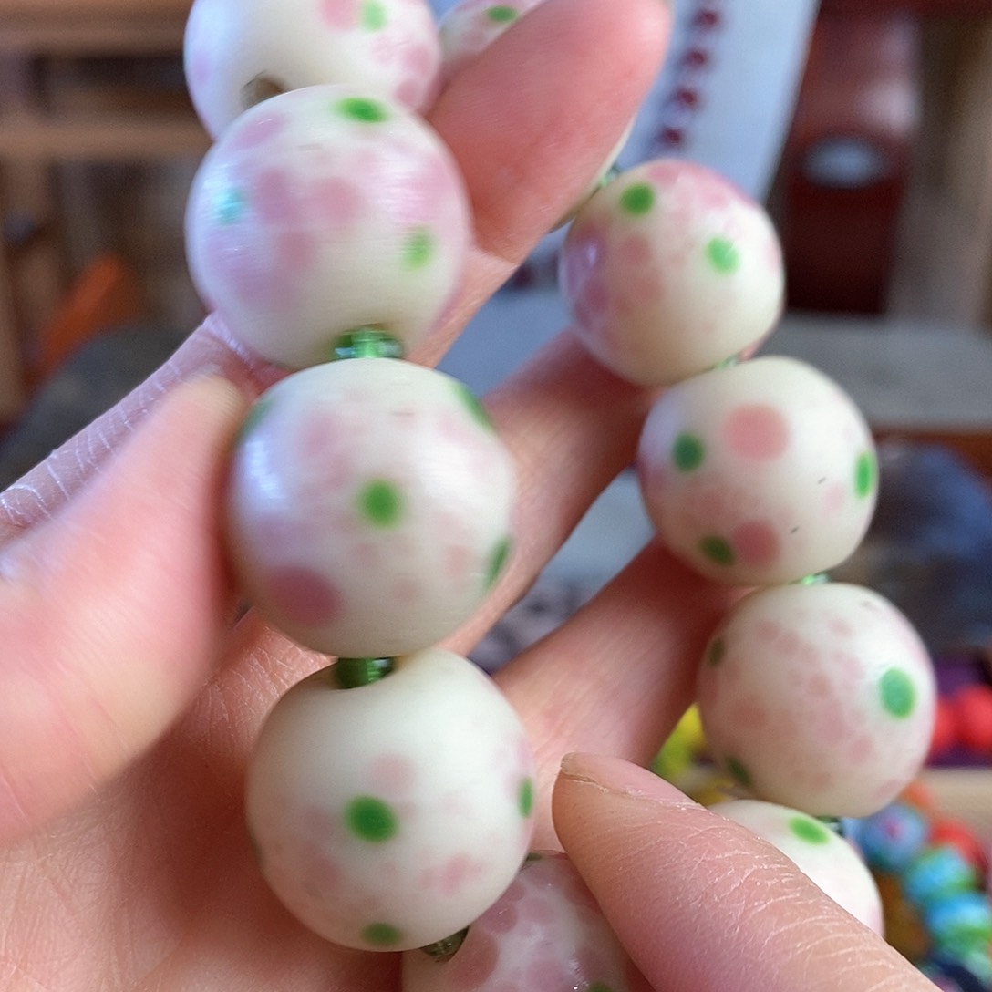 玻璃颈饰476860699090000