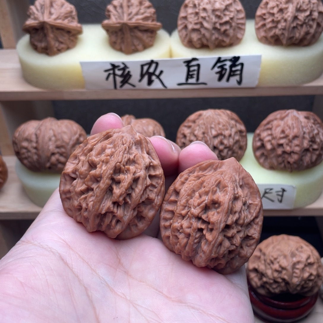 文玩核桃吊坠虎头40➕交友价