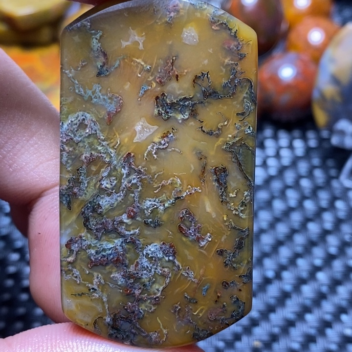 玛瑙/玉髓颈饰未镶嵌