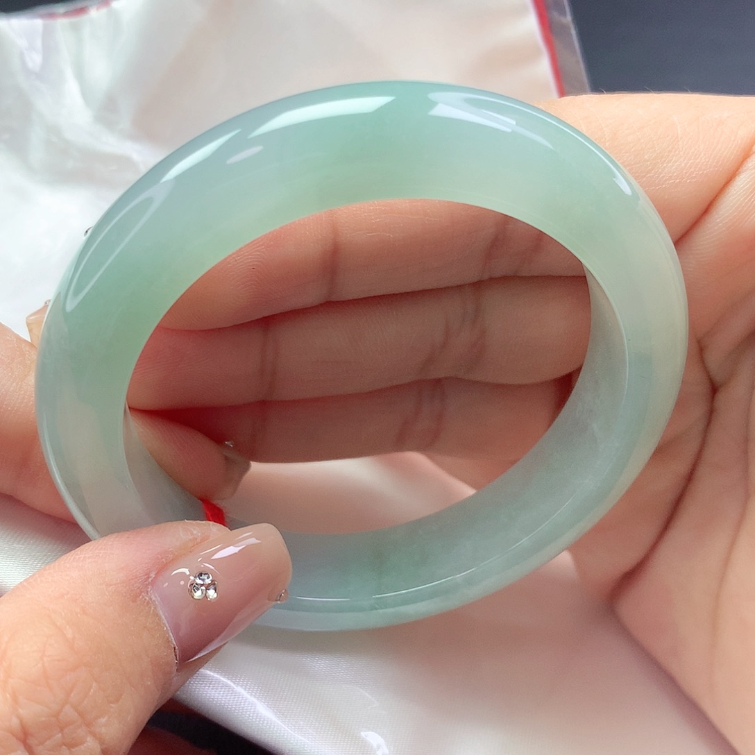 【闪购商品】翡翠手镯未镶嵌a 32300