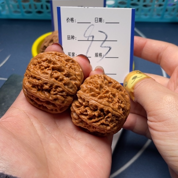 文玩核桃把件粗筋43