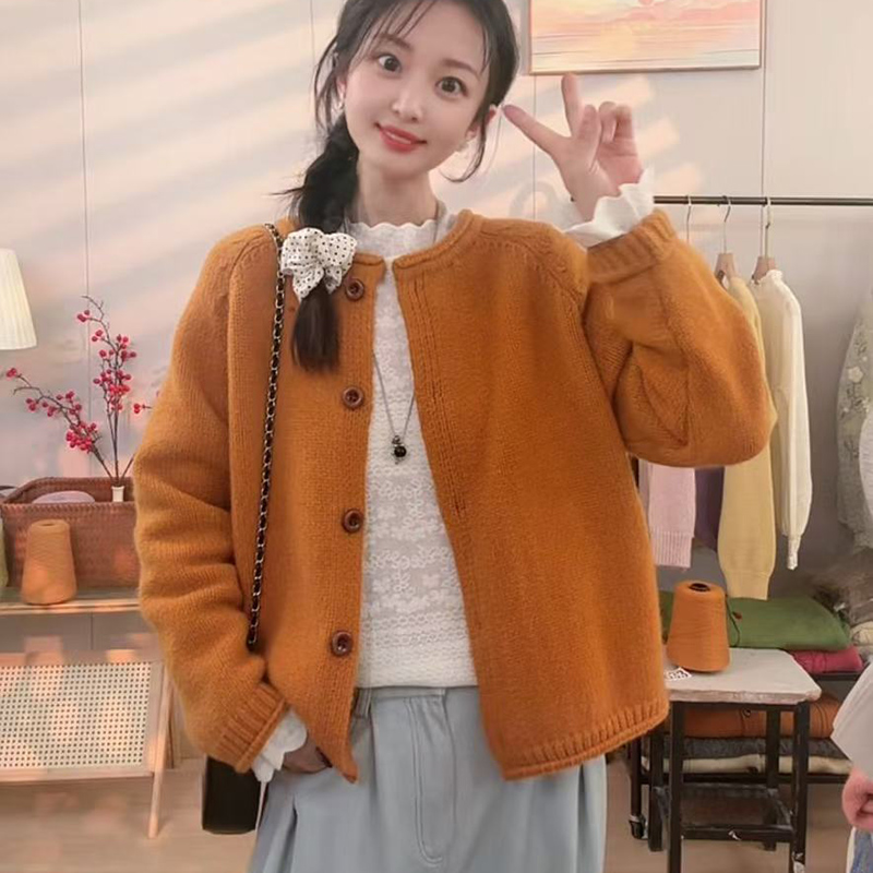 秋冬复古长袖圆领针织百搭慵懒风开衫上衣时尚加厚毛衣外套女