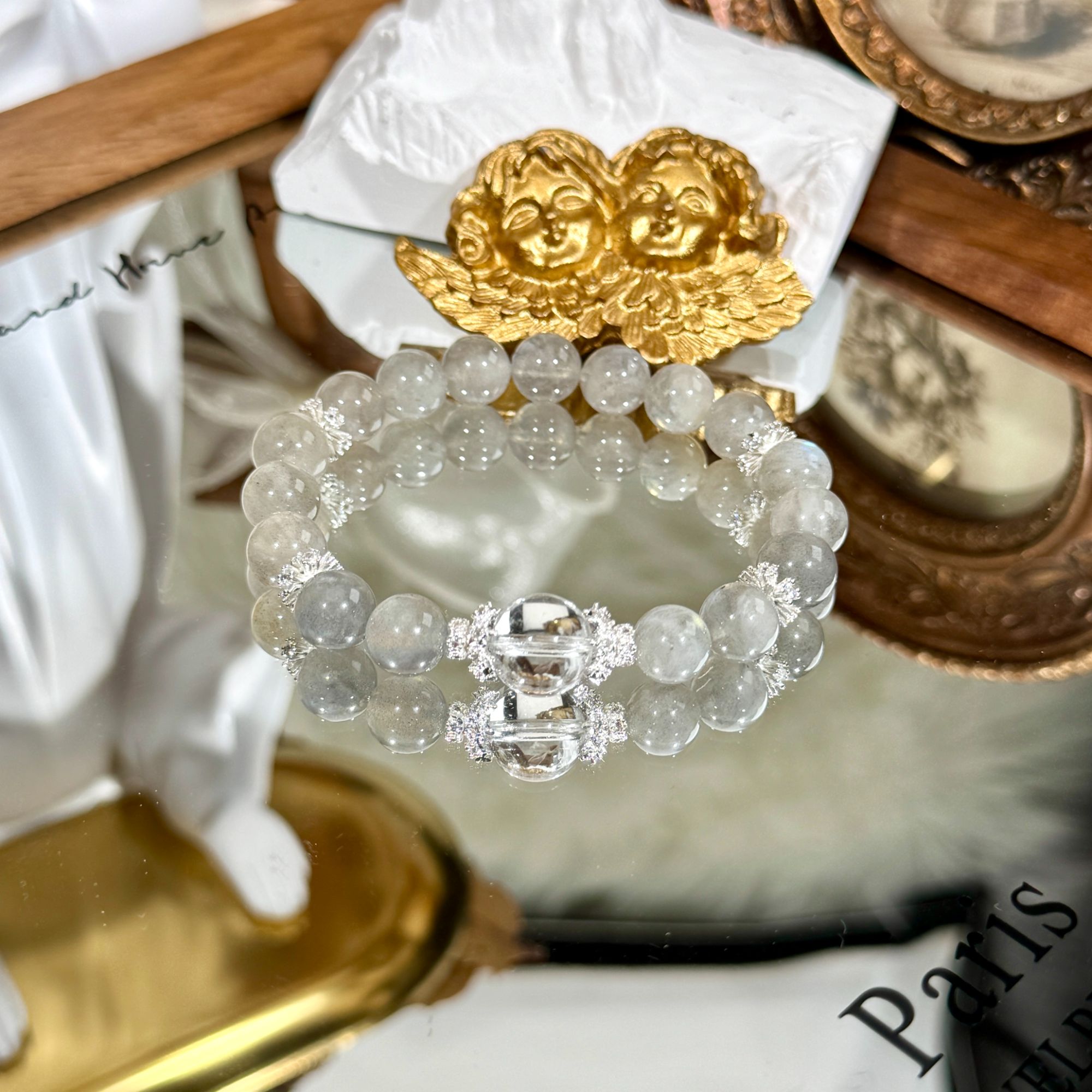 s1222【拨开迷雾】天然灰月光手串精致百搭设计款手链 多样性发其一