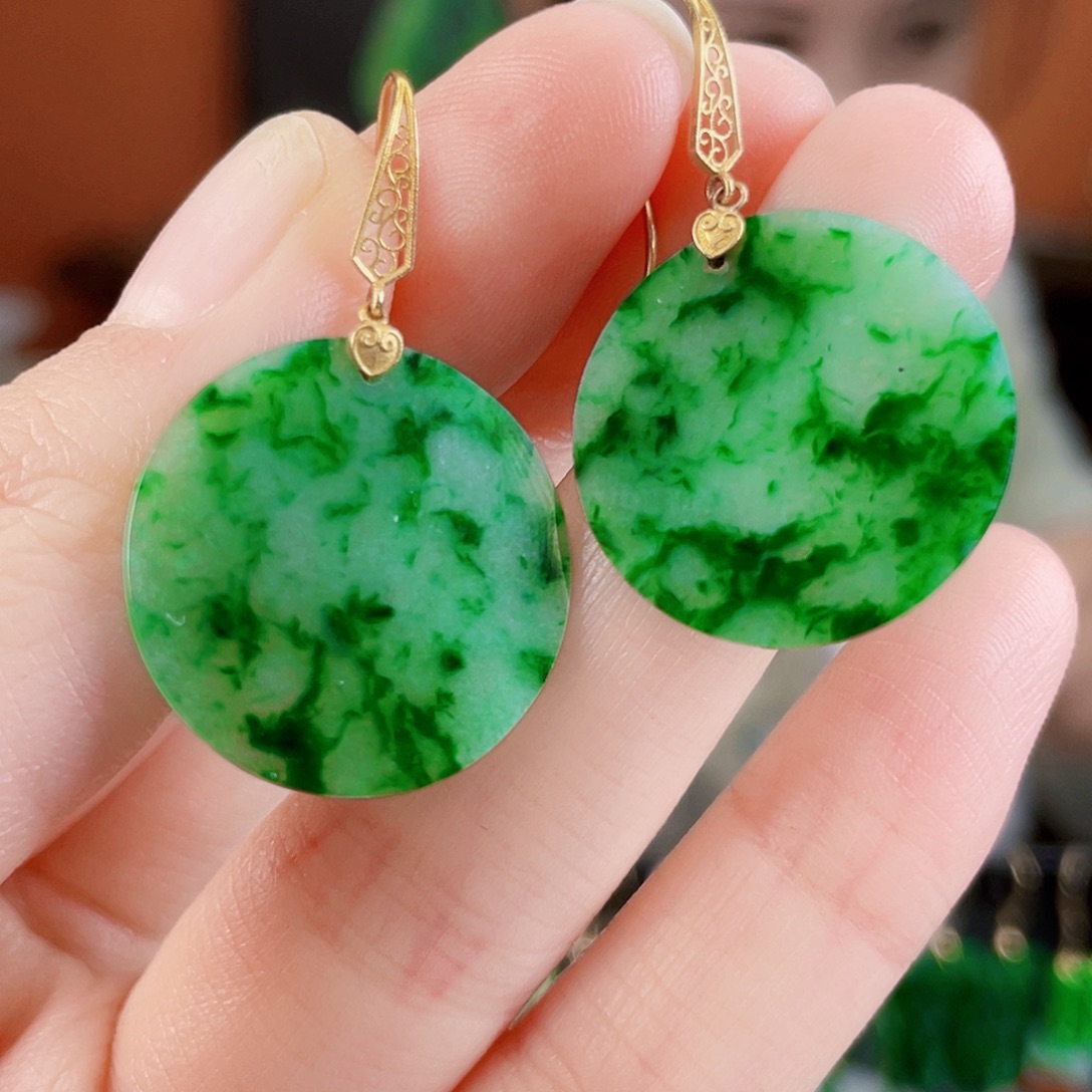 翡翠18K金镶嵌耳饰