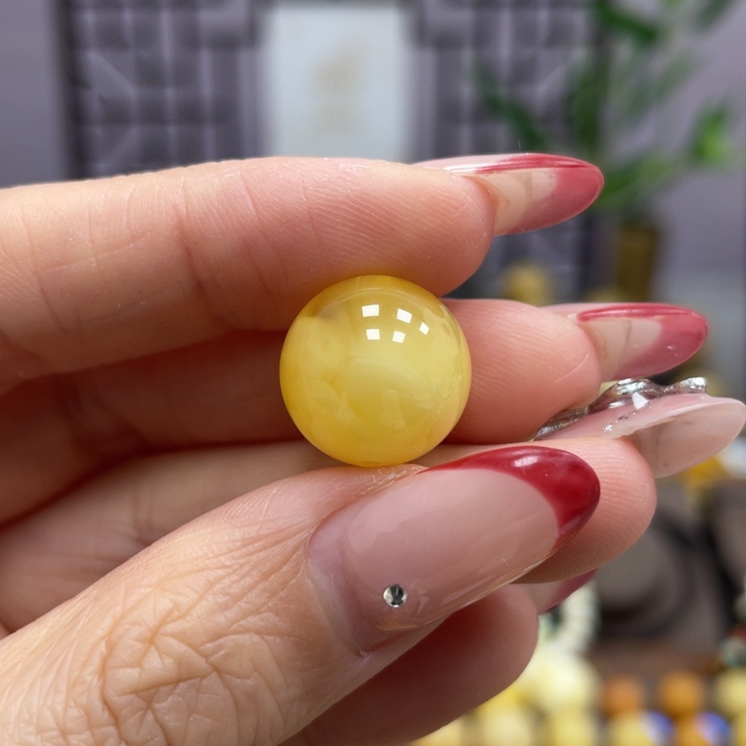 琥珀裸石未镶嵌魂*14.0mm微瑕