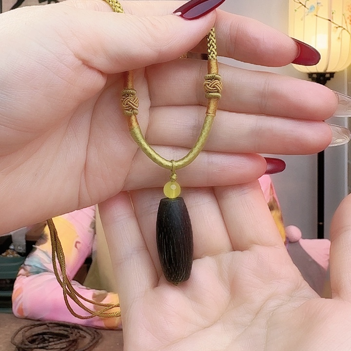 沉香沉香碎屑达拉干