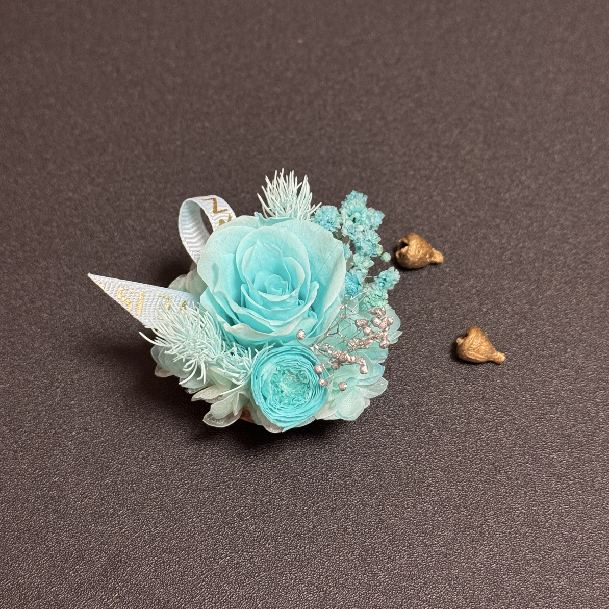 永生花玫瑰圆形汽车出风口香薰装饰车载车内装饰品香氛买一送一