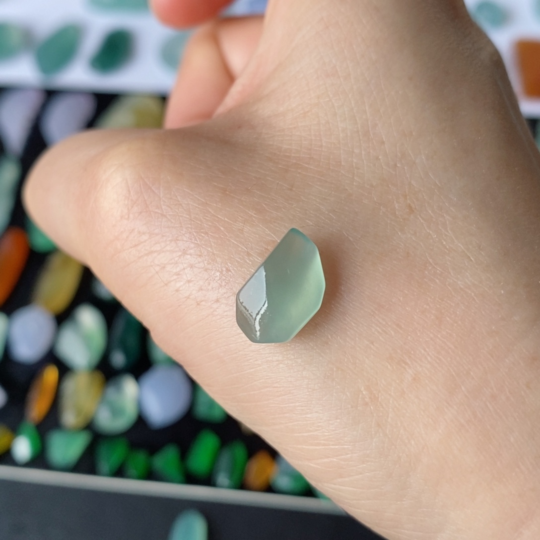 定制翡翠未镶嵌切割面