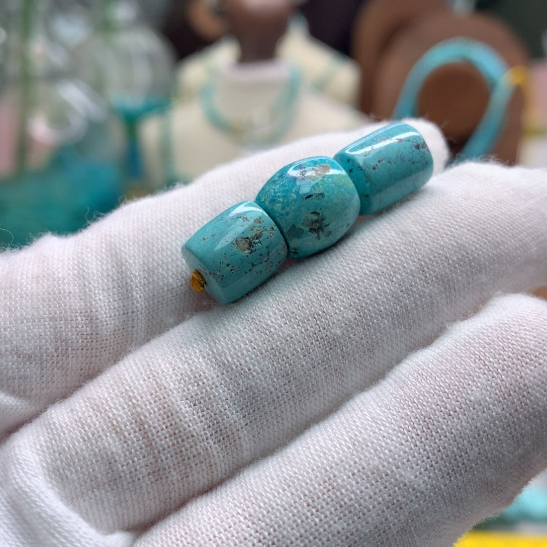 绿松石未镶嵌饰品