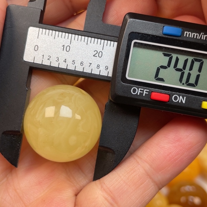未镶嵌蜜蜡裸石蜜蜡有瑕圆珠
