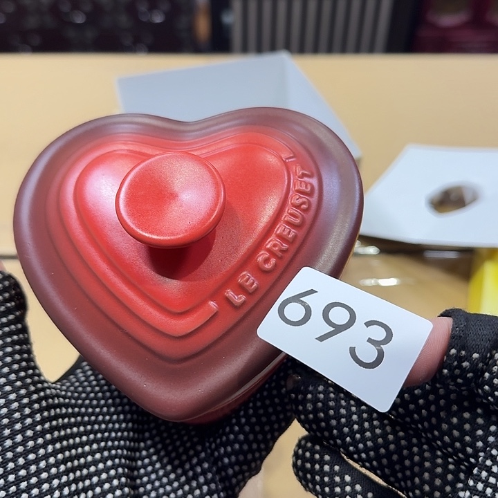 瓷片很好看的小罐子