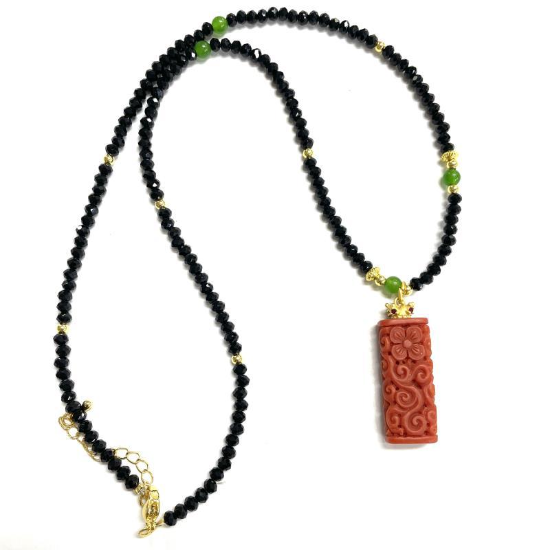 1008号红色雕刻吊坠