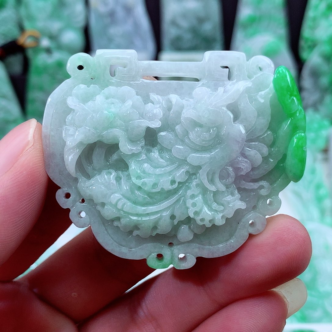 翡翠未镶嵌颈饰翡翠吊坠