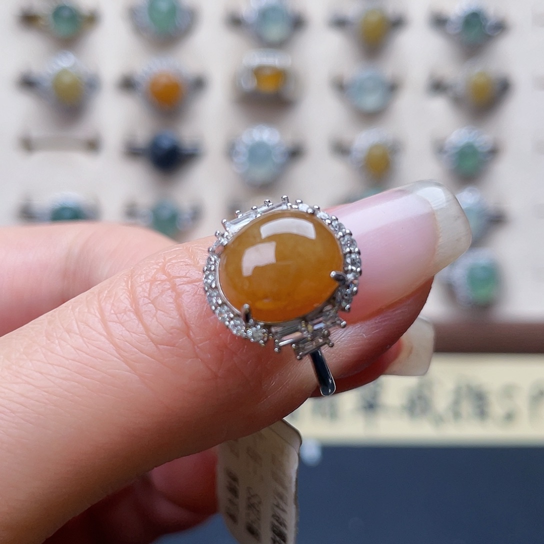 翡翠戒指未镶嵌戒指