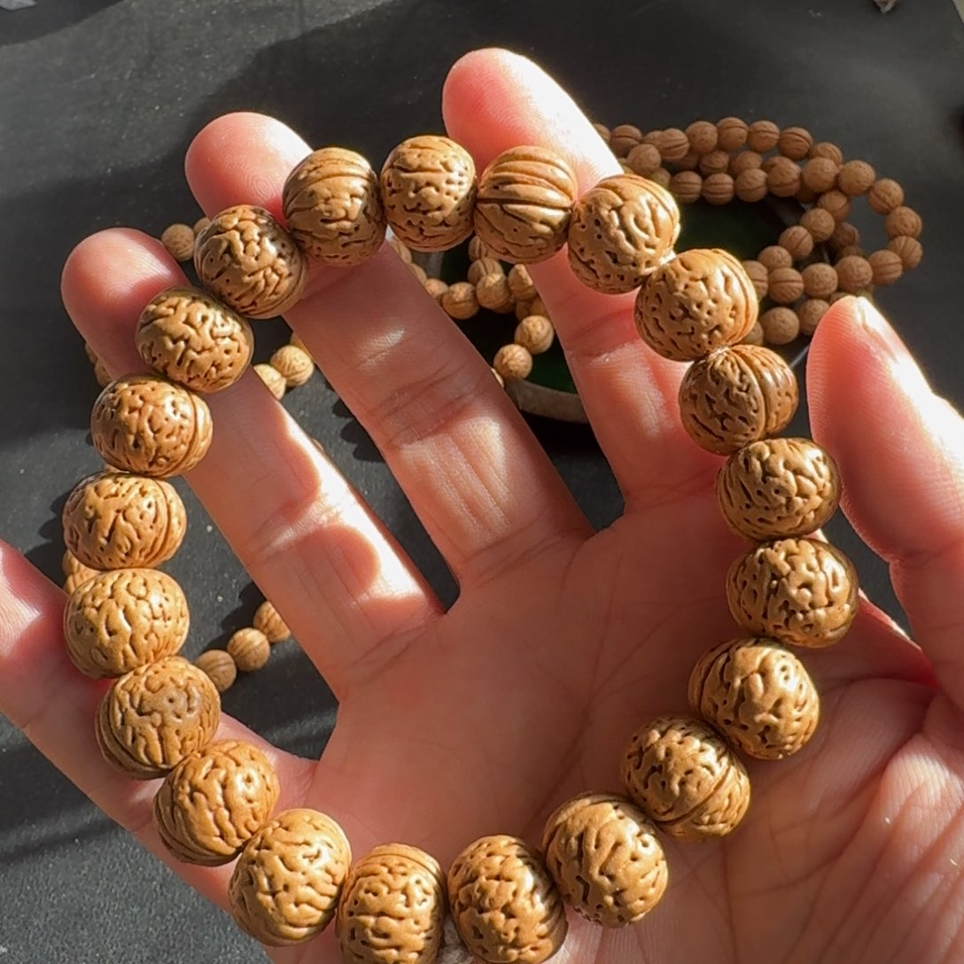 ꧁***꧂小桃核手串150小桃核