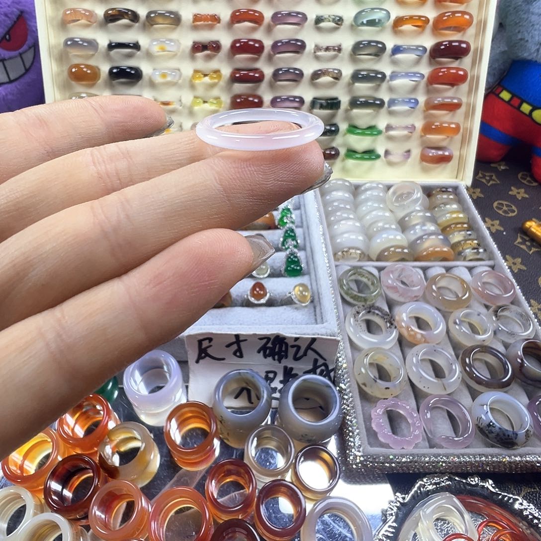 玛瑙/玉髓未镶嵌戒指B3不退换19.5港22