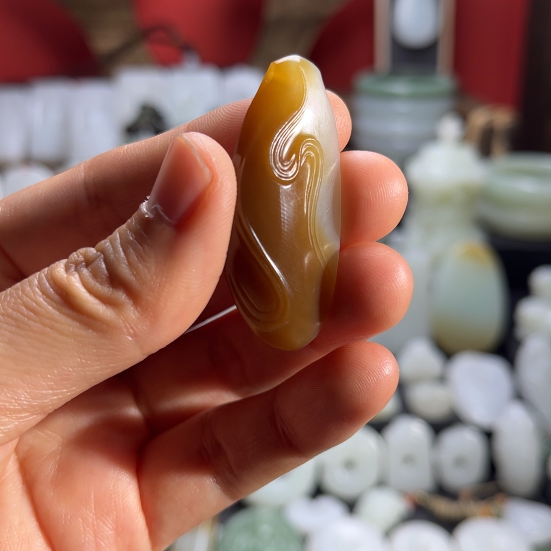 和田玉吊坠(赠链)未镶嵌