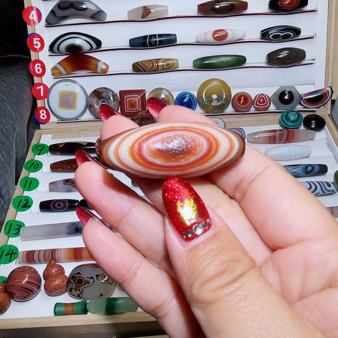 玛瑙/玉髓颈饰未镶嵌