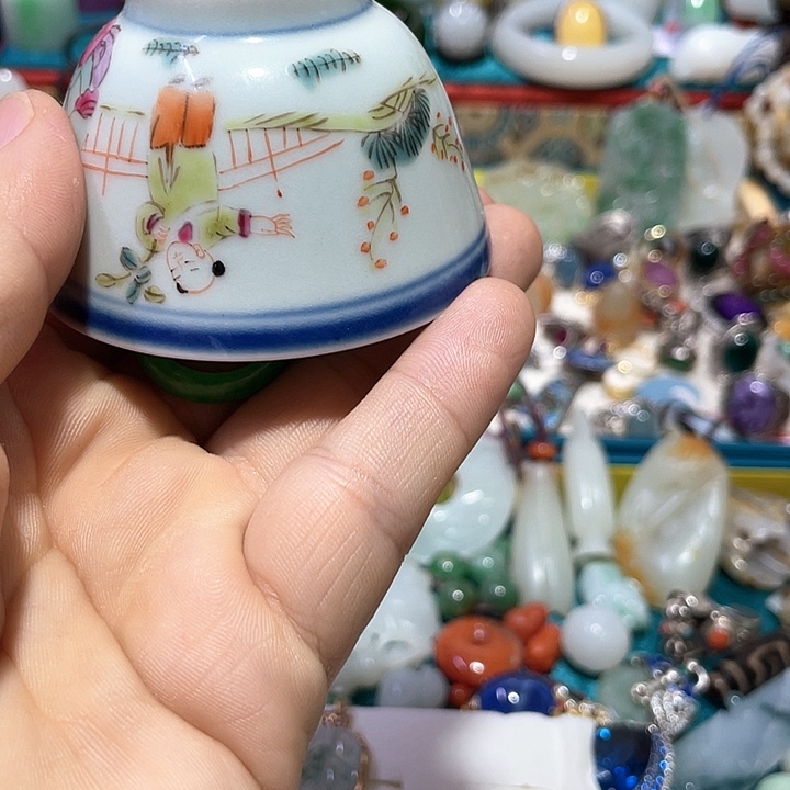 美****e青花手绘小主人杯子